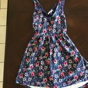 ♦️2/$20♦️ LC Floral Dress